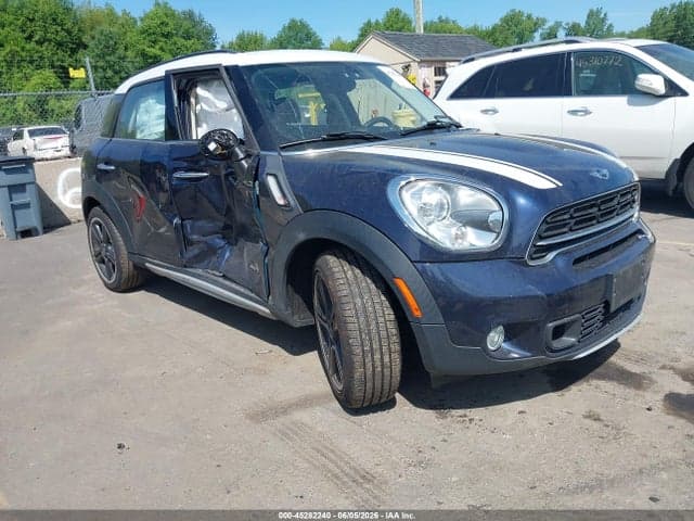 2015 MINI COUNTRYMAN COOPER 3