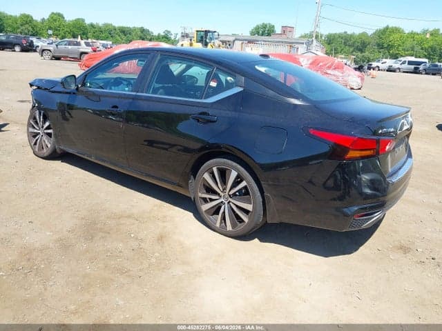 2021 NISSAN ALTIMA SR FWD 3