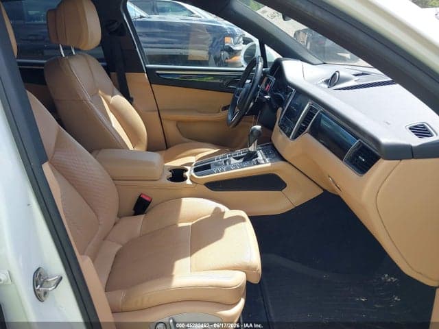 2018 PORSCHE MACAN 5