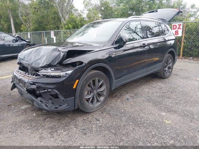 2023 VOLKSWAGEN TIGUAN 2.0T SE 3