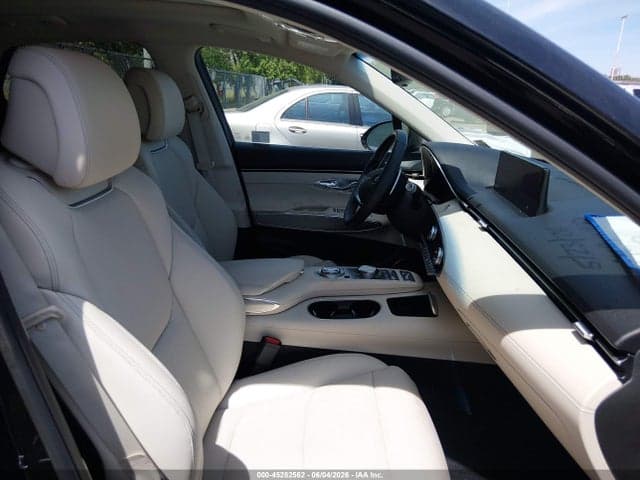 2025 GENESIS GV70 2.5T 5