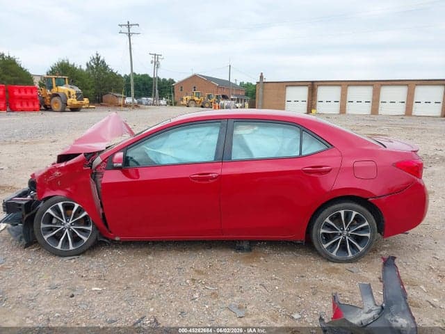 2018 TOYOTA COROLLA SE 14