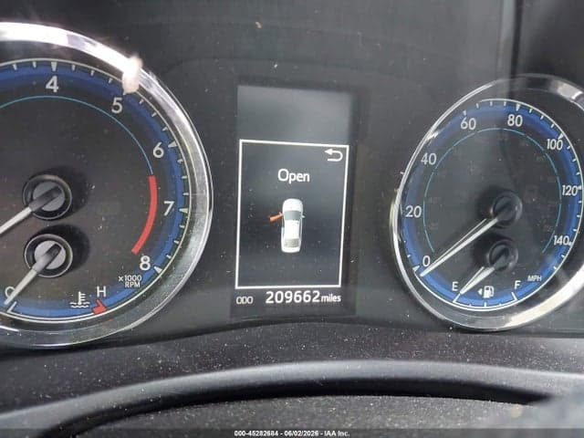 2018 TOYOTA COROLLA SE 7