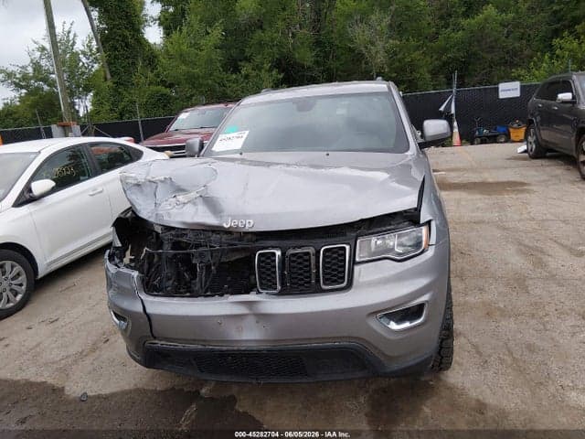 2020 JEEP GRAND CHEROKEE LAREDO E 4X4 13
