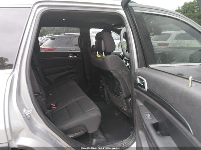 2020 JEEP GRAND CHEROKEE LAREDO E 4X4 8