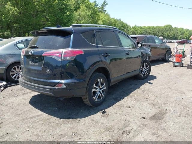2017 TOYOTA RAV4 LE 4