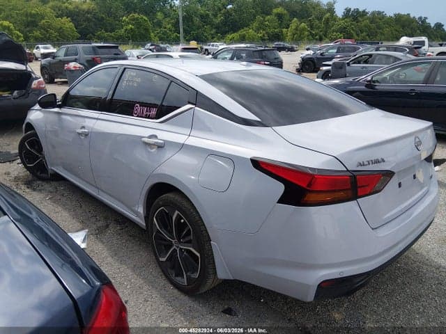 2025 NISSAN ALTIMA SR AWD 3