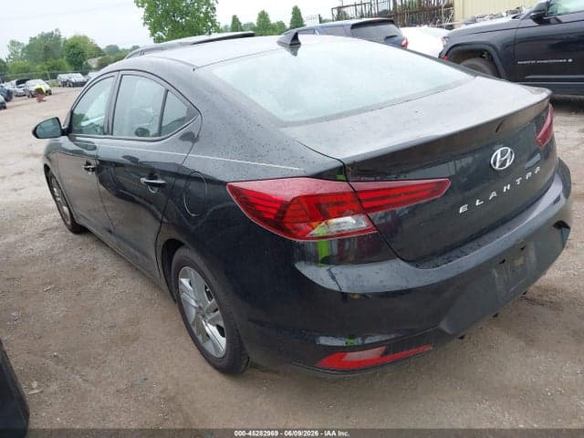 2020 HYUNDAI ELANTRA SEL 3