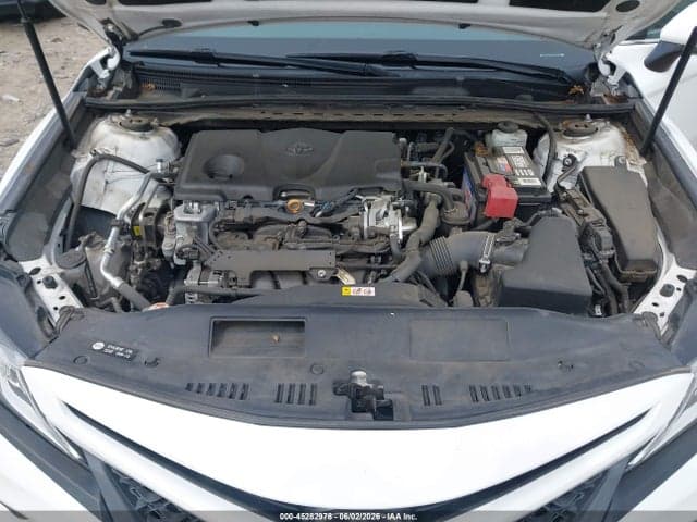 2020 TOYOTA CAMRY SE 10
