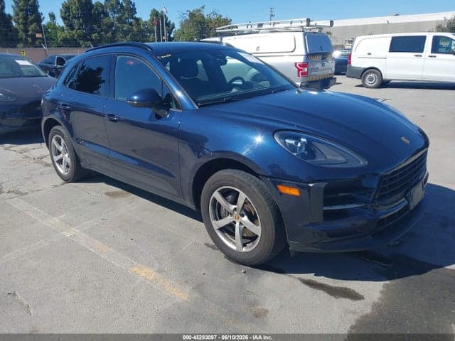 2021 PORSCHE MACAN