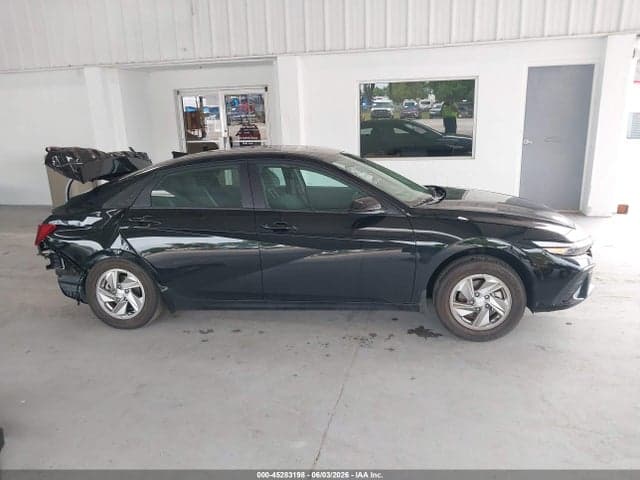2026 HYUNDAI ELANTRA SE 14
