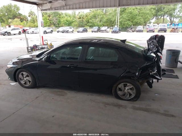 2026 HYUNDAI ELANTRA SE 15