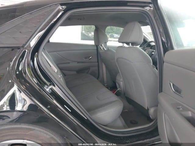 2026 HYUNDAI ELANTRA SE 8