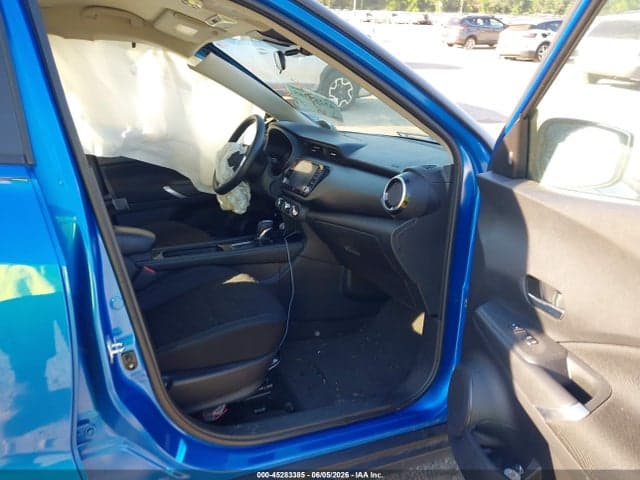 2023 NISSAN KICKS SV XTRONIC CVT 5