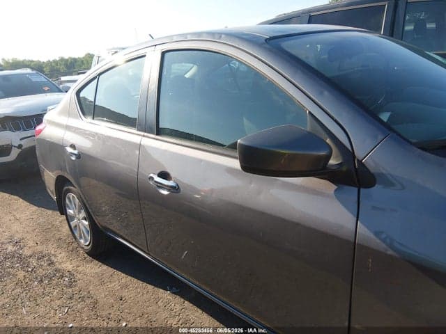2019 NISSAN VERSA 1.6 SV 13