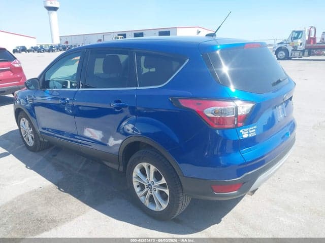 2017 FORD ESCAPE SE 3