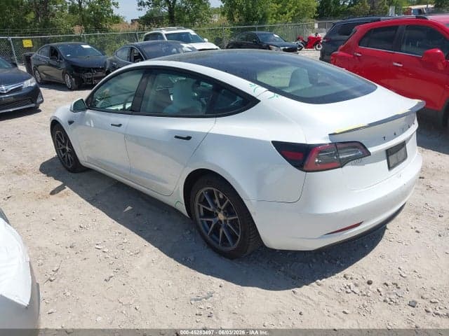 2021 TESLA MODEL 3 STANDARD RANGE PLUS REAR-WHEEL DRIVE 3