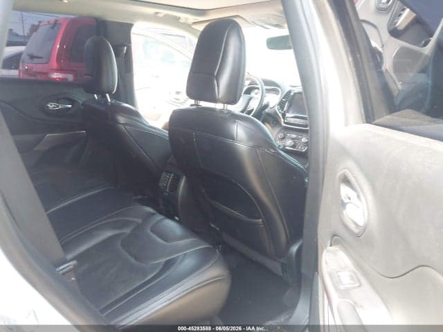 2019 JEEP CHEROKEE LIMITED 8