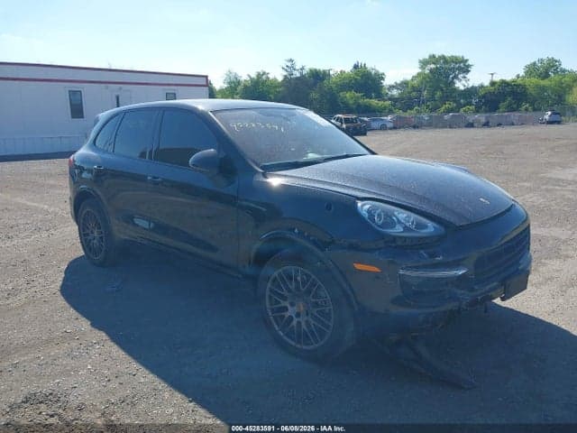 2017 PORSCHE CAYENNE PLATINUM 1