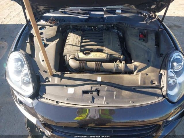 2017 PORSCHE CAYENNE PLATINUM 10