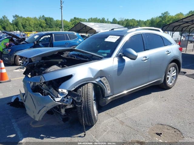 2017 INFINITI QX70 2