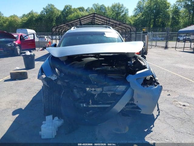 2017 INFINITI QX70 12