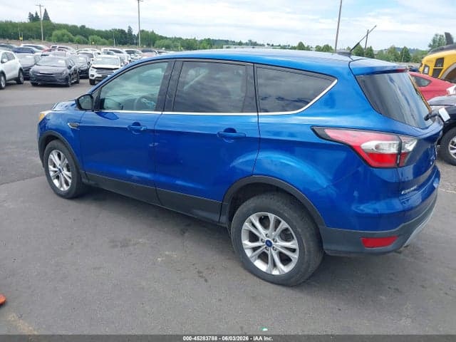 2017 FORD ESCAPE SE 3