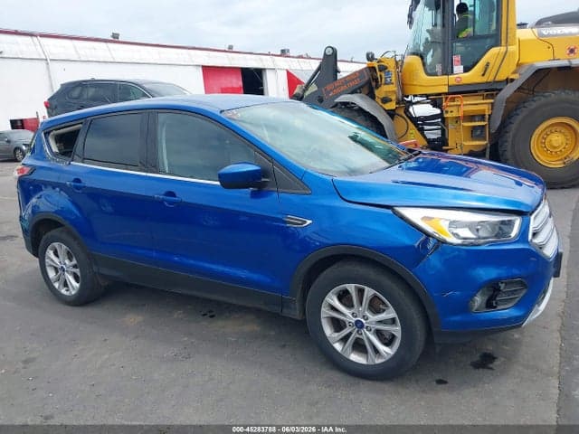 2017 FORD ESCAPE SE 6