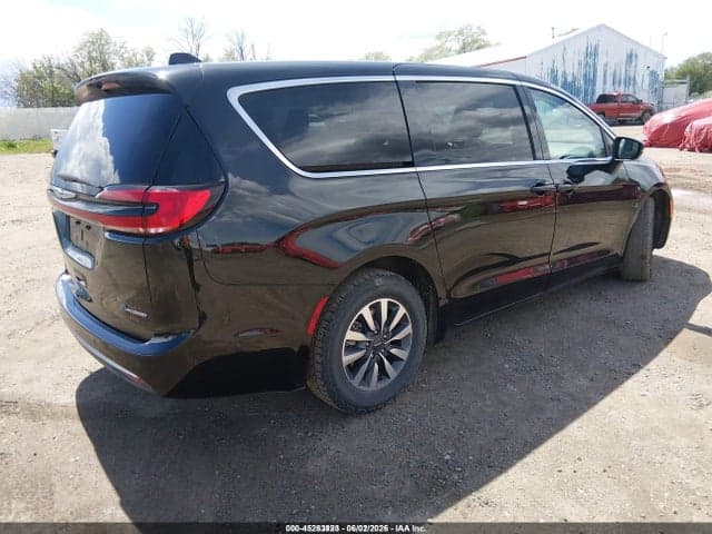 2023 CHRYSLER PACIFICA HYBRID 4