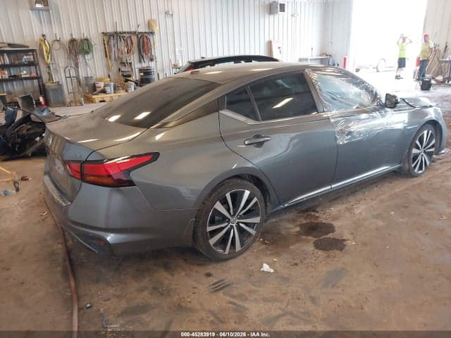 2020 NISSAN ALTIMA SR FWD 4