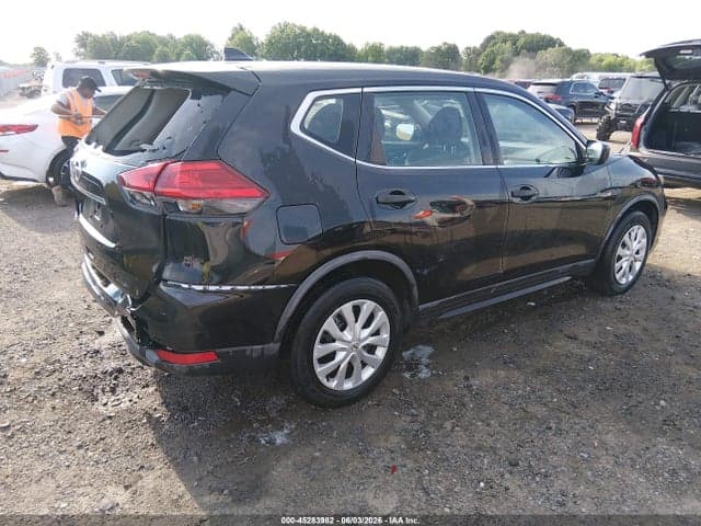 2017 NISSAN ROGUE S 4