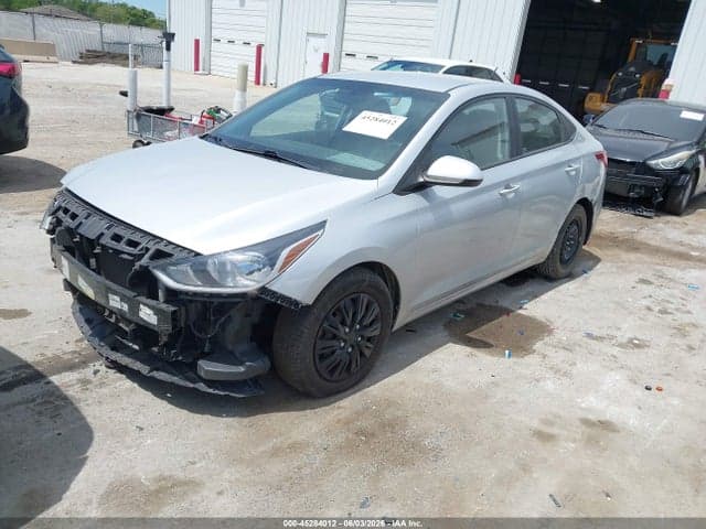 2020 HYUNDAI ACCENT SE 2