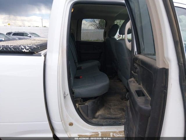 2017 RAM 1500 TRADESMAN 4X4 6'4 BOX 8