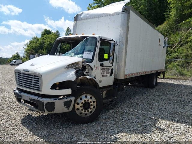 2017 FREIGHTLINER M2 106 2