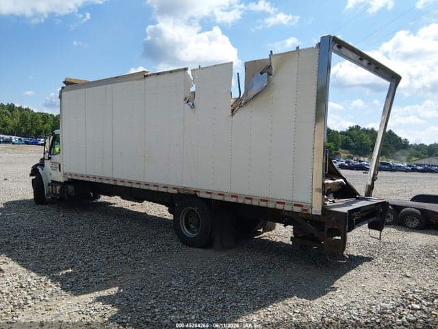 2017 FREIGHTLINER M2 106 3
