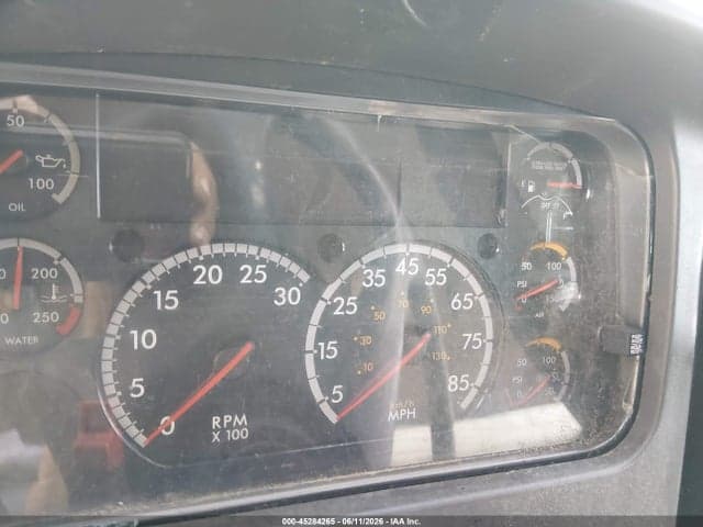 2017 FREIGHTLINER M2 106 6