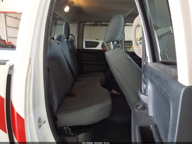 2018 RAM 1500 8