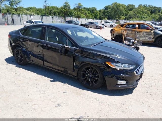 2019 FORD FUSION SE 1