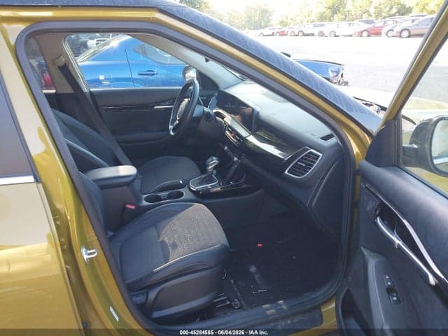 2024 KIA SELTOS S 5
