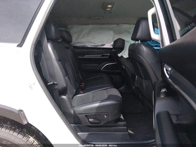 2021 KIA TELLURIDE LX 8