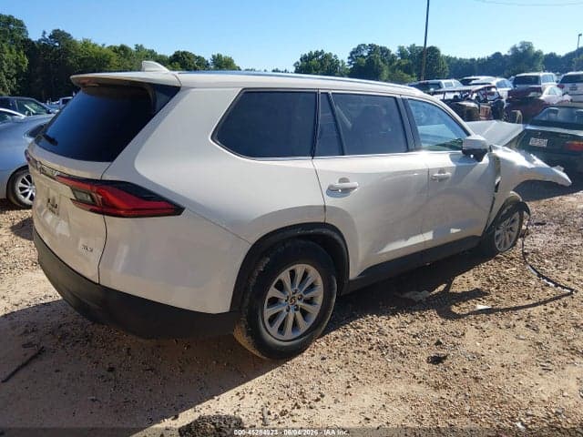 2024 TOYOTA GRAND HIGHLANDER XLE 4