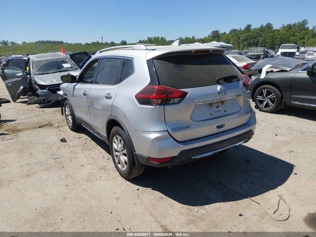 2018 NISSAN ROGUE SV 3
