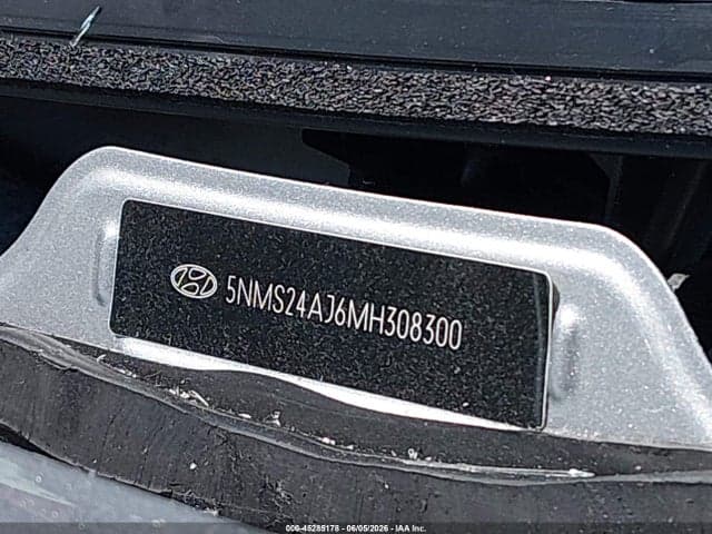 2021 HYUNDAI SANTA FE SEL 9