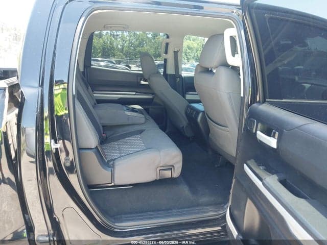2018 TOYOTA TUNDRA SR5 5.7L V8 8