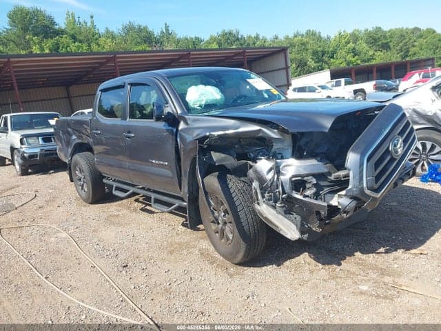 2020 TOYOTA TACOMA 1