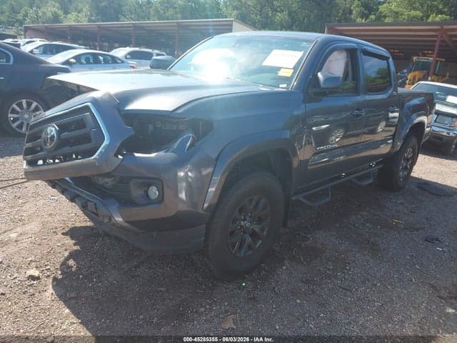 2020 TOYOTA TACOMA 2