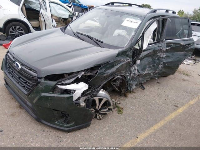 2022 SUBARU FORESTER LIMITED 2