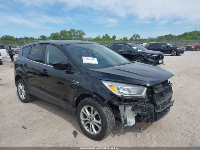 2017 FORD ESCAPE SE - 1