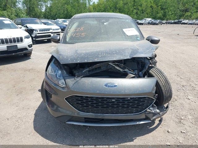 2020 FORD ESCAPE SE 12