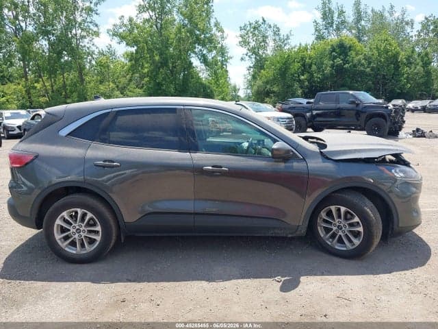 2020 FORD ESCAPE SE 13